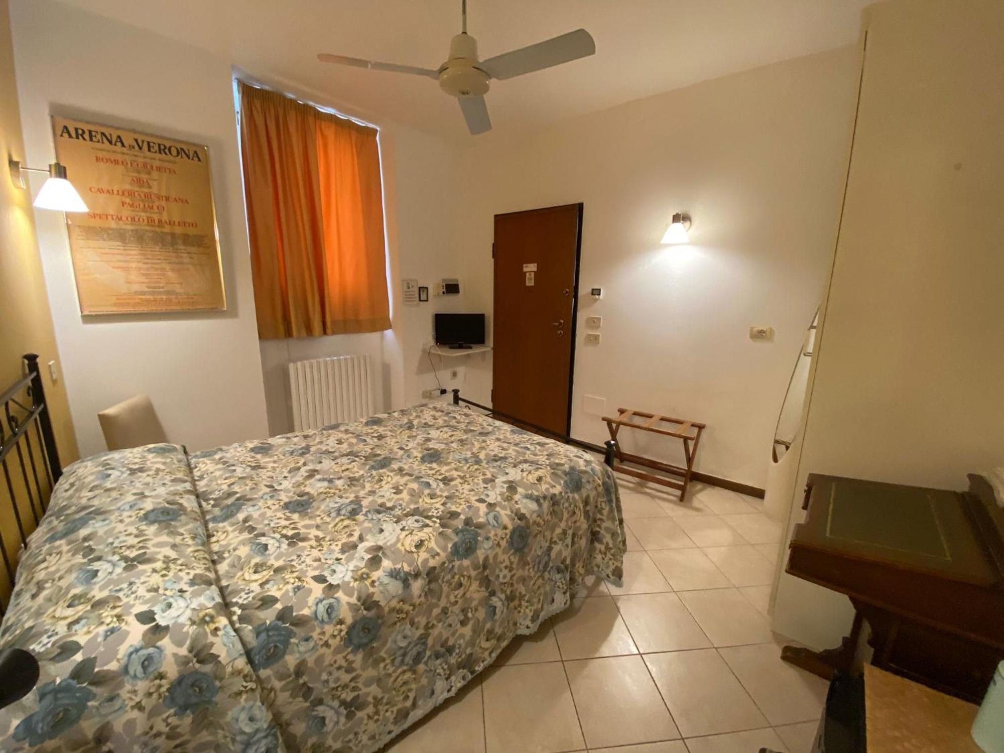 Alloggio Le Casette Di Zecca Giorgia Verona Exterior foto